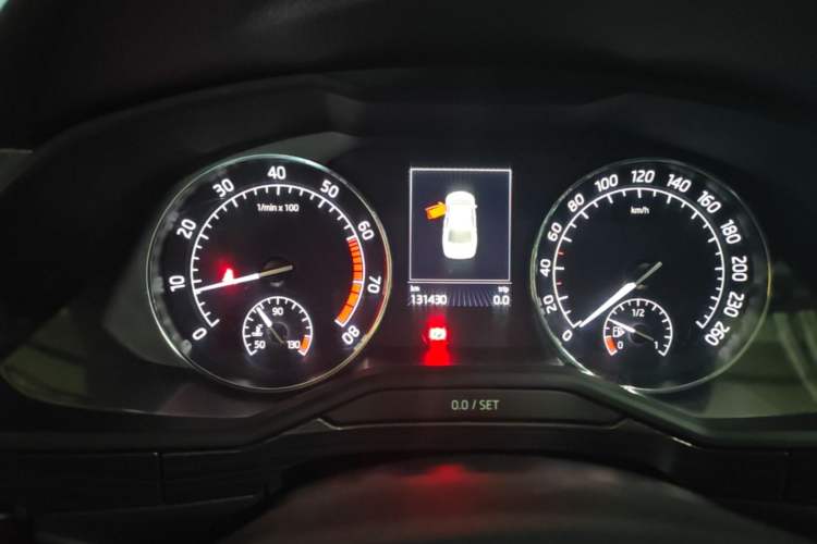 Used Skoda Superb 2016 TSI330 DSG Smart Drive Edition Instrument Cluster