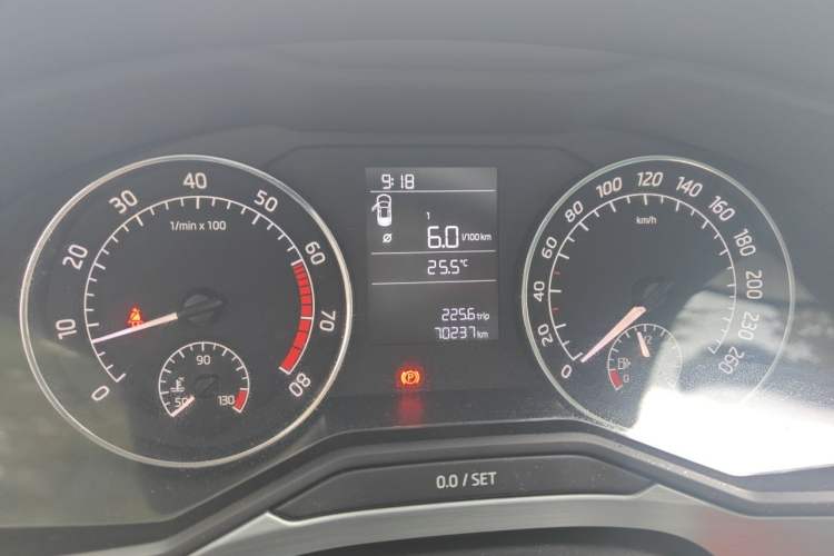 Used Skoda Superb 2016 TSI280 Manual Front-Drive Version Instrument Cluster