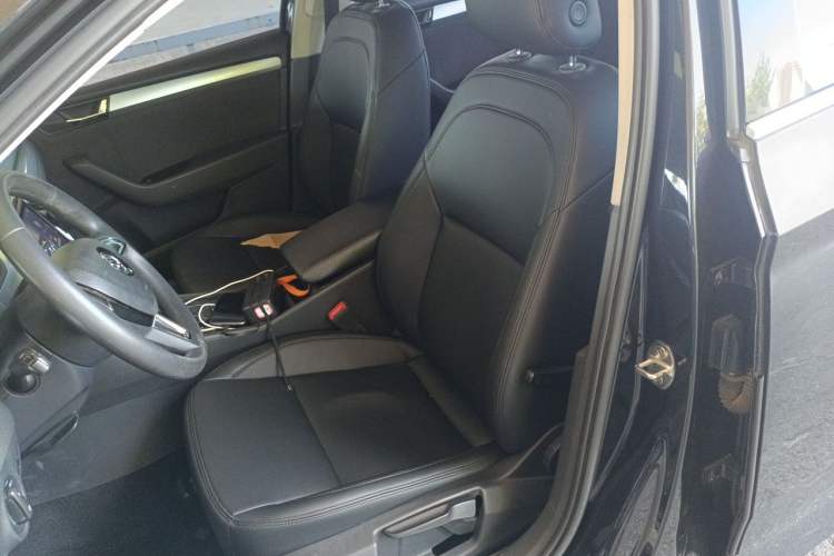 Used Skoda Superb 2016 TSI280 DSG Advanced Edition Left Front Seat