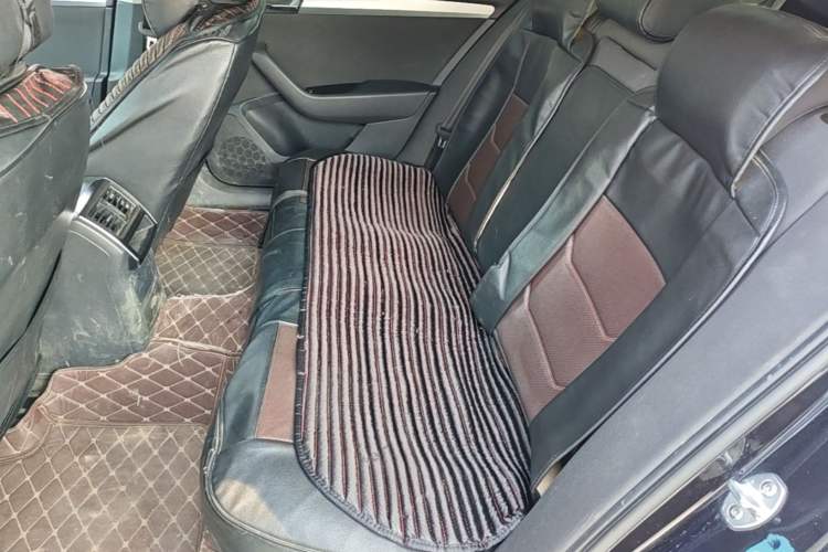 Used Skoda Superb 2016 TSI280 DSG Advanced Edition Left Rear Seat