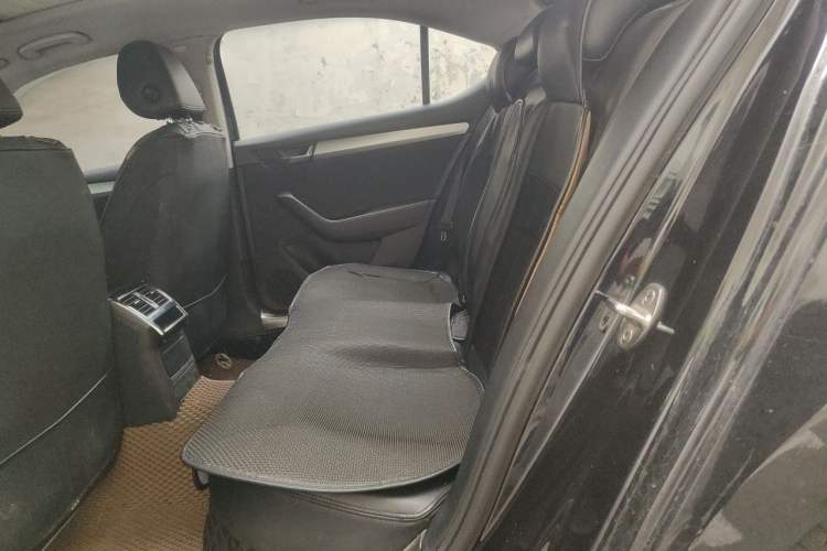 Used Skoda Superb 2016 TSI280 DSG Advanced Edition Left Rear Seat