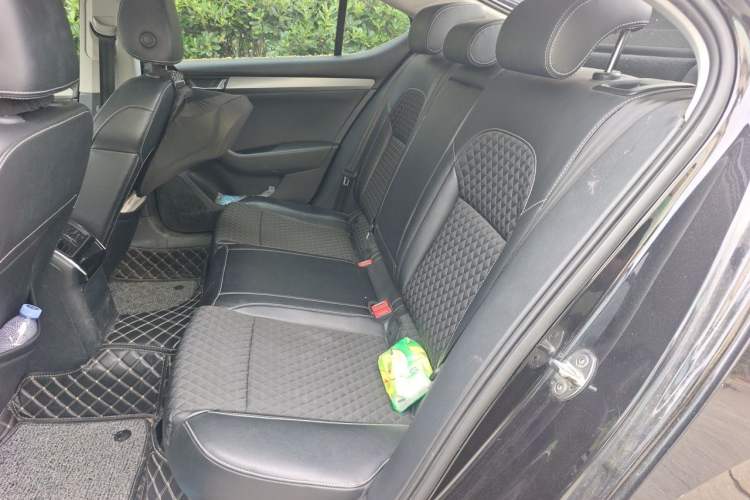 Used Skoda Superb 2016 TSI280 DSG Innovation Edition Left Rear Seat