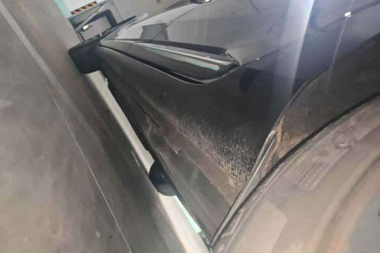 Used Skoda Superb 2016 TSI330 DSG Smart Drive Edition Left Side Sill