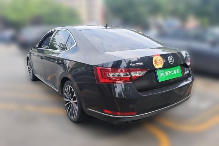 Used Skoda Superb 2016 TSI330 DSG Innovation Edition Rear Left 45 Deg