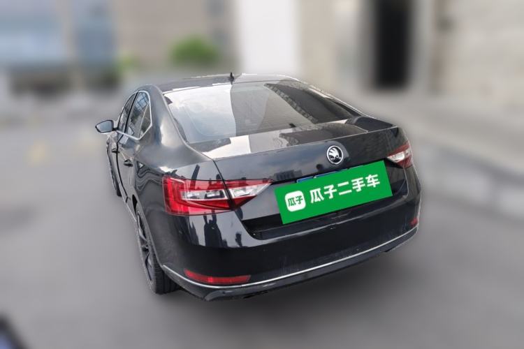 Used Skoda Superb 2016 TSI330 DSG Innovation Edition Rear Left 45 Deg