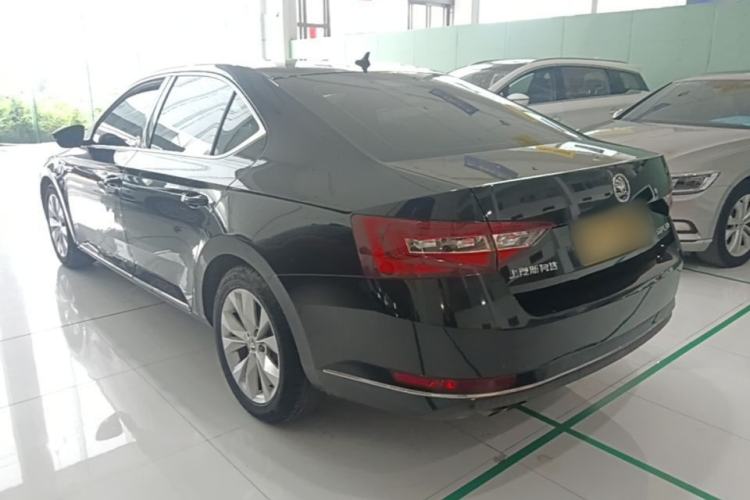 Used Skoda Superb 2016 TSI280 DSG Innovation Edition Rear Left 45 Deg