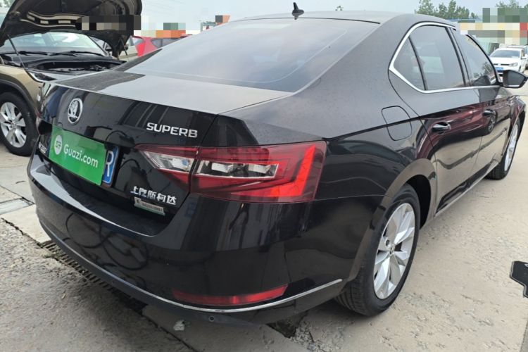 Used Skoda Superb 2016 TSI280 DSG Innovation Edition Rear Right 45 Deg