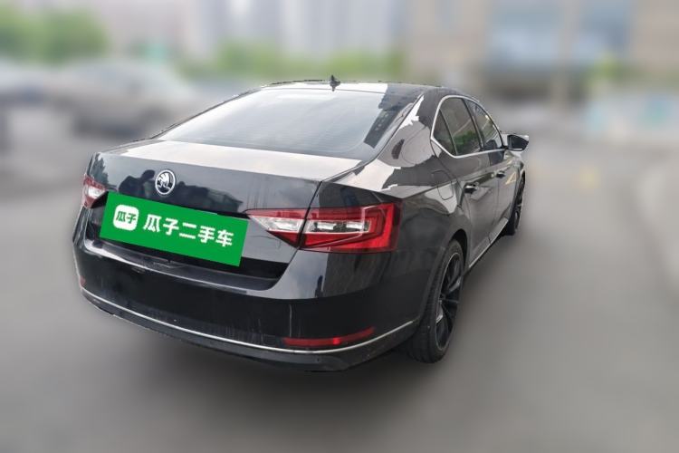 Used Skoda Superb 2016 TSI330 DSG Innovation Edition Rear Right 45 Deg