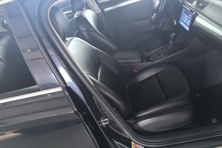 Used Skoda Superb 2016 TSI330 DSG Innovation Edition Right Front Seat