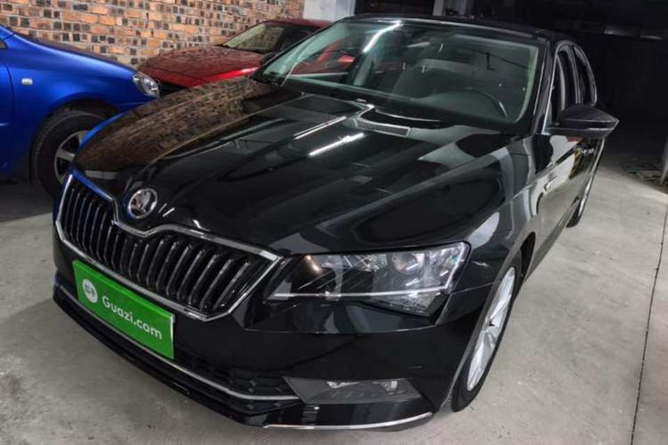Skoda Superb 2016
