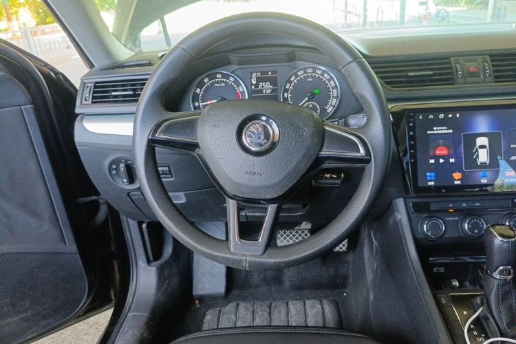 Used Skoda Superb 2016 TSI280 DSG Advanced Edition Steering Wheel