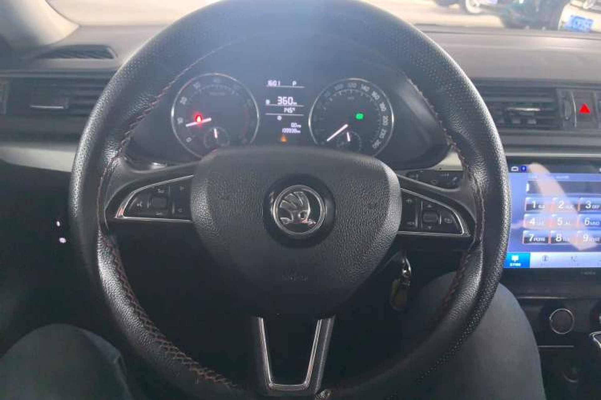 Used Skoda Superb 2016 TSI330 DSG Innovation Edition Steering Wheel
