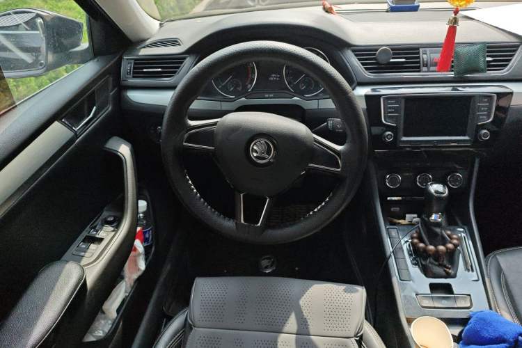 Used Skoda Superb 2016 TSI280 DSG Advanced Edition Steering Wheel