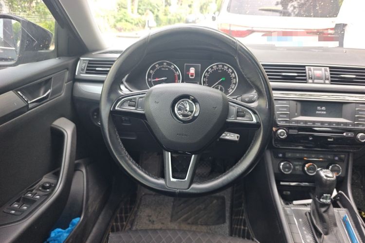 Used Skoda Superb 2016 TSI280 DSG Innovation Edition Steering Wheel