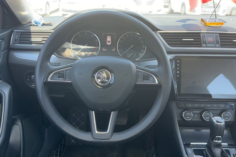 Used Skoda Superb 2016 TSI280 DSG Innovation Edition Steering Wheel