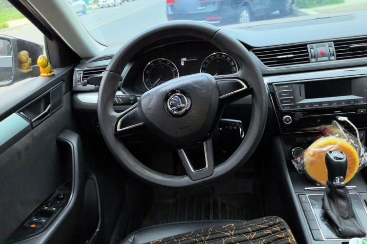 Used Skoda Superb 2016 TSI280 DSG Advanced Edition Steering Wheel