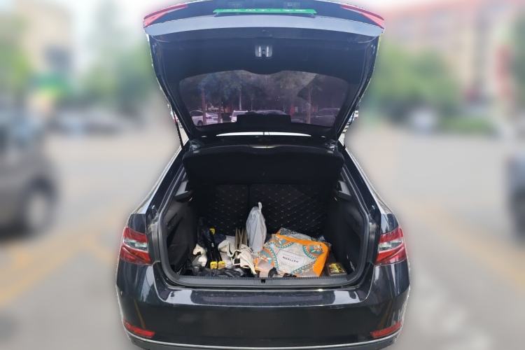 Used Skoda Superb 2016 TSI330 DSG Innovation Edition Trunk