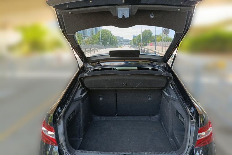 Used Skoda Superb 2016 TSI280 DSG Advanced Edition Trunk