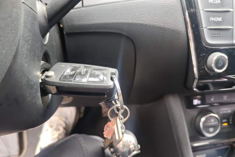 Used Skoda Superb 2016 TSI330 DSG Innovation Edition Vehicle Key