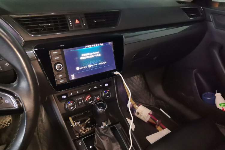 Used Skoda Superb 2016 TSI330 DSG Smart Drive Edition Audio And AC Panel