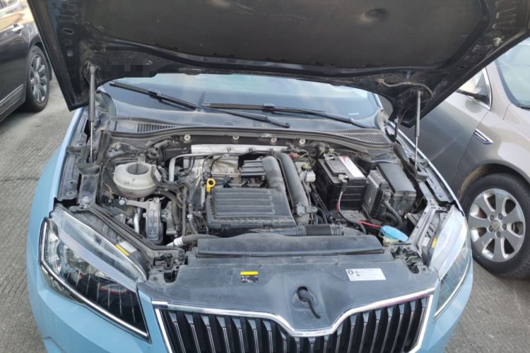 Used Skoda Superb 2016 TSI280 DSG Advanced Edition Engine Bay