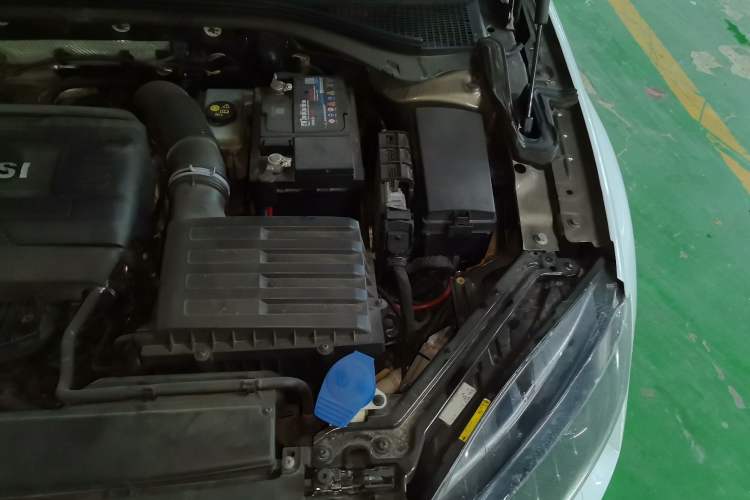 Used Skoda Superb 2016 TSI330 DSG Smart Drive Edition Engine Bay Left