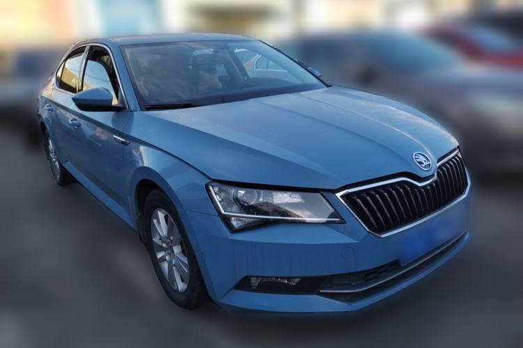 Used Skoda Superb 2016 TSI280 DSG Advanced Edition Front Right 45 Deg