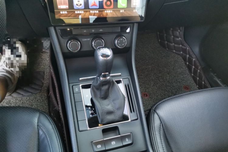 Used Skoda Superb 2016 TSI280 DSG Advanced Edition Gear Lever