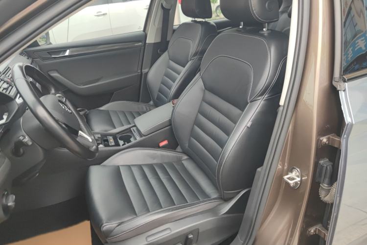 Used Skoda Superb 2016 TSI330 DSG Smart Drive Edition Left Front Seat