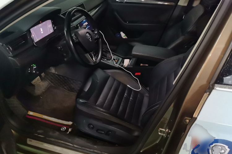 Used Skoda Superb 2016 TSI330 DSG Smart Drive Edition Left Front Seat