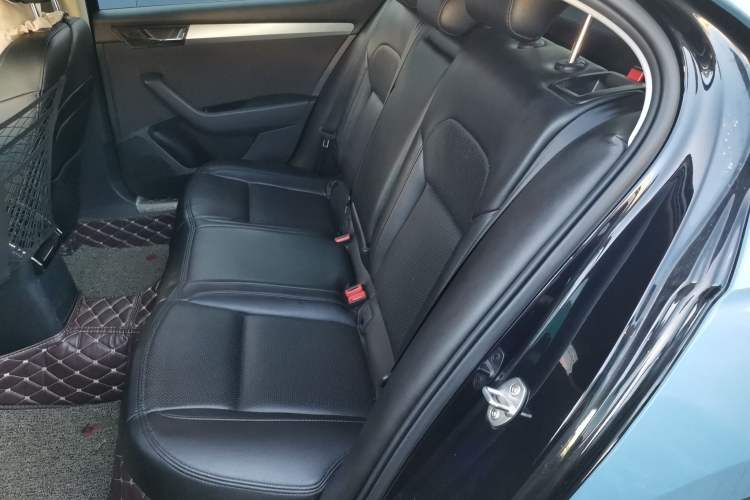 Used Skoda Superb 2016 TSI280 DSG Advanced Edition Left Rear Seat