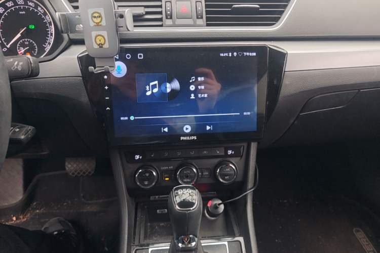 Used Skoda Superb 2016 TSI280 DSG Innovation Edition Audio And AC Panel