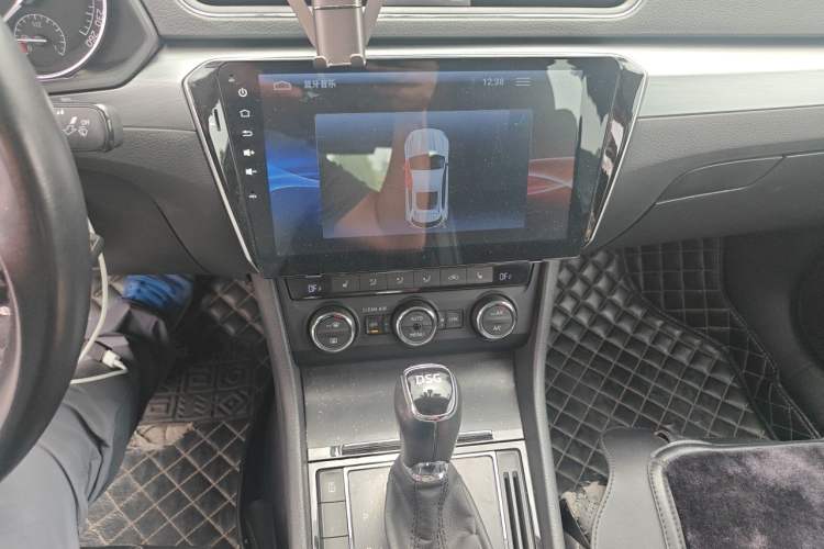 Used Skoda Superb 2016 TSI280 DSG Innovation Edition Audio And AC Panel