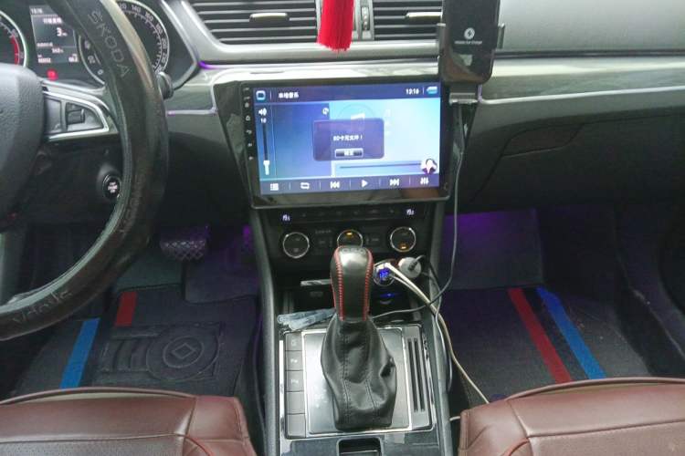 Used Skoda Superb 2016 TSI330 DSG Smart Drive Edition Audio And AC Panel