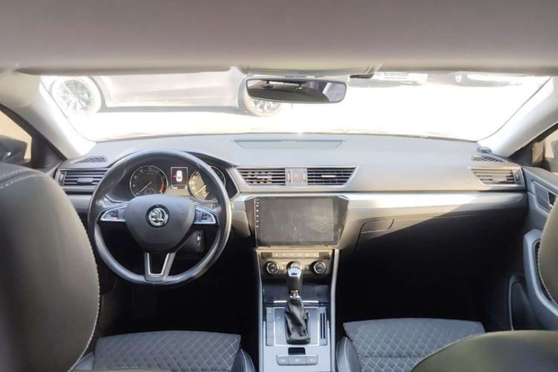 Used Skoda Superb 2016 TSI330 DSG Innovation Edition Center Console