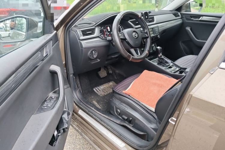 Used Skoda Superb 2016 TSI330 DSG Smart Drive Edition Driver Seat