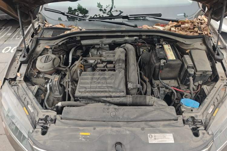 Used Skoda Superb 2016 TSI280 DSG Innovation Edition Engine Bay