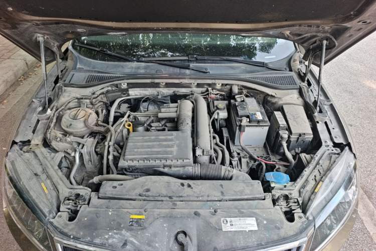 Used Skoda Superb 2016 TSI280 DSG Advanced Edition Engine Bay