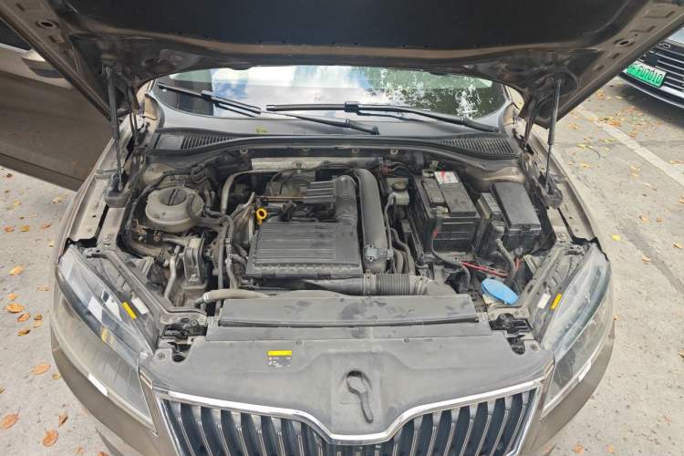 Used Skoda Superb 2016 TSI280 DSG Advanced Edition Engine Bay
