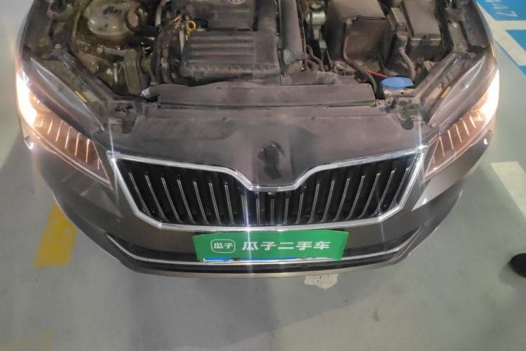 Used Skoda Superb 2016 TSI280 DSG Innovation Edition Engine Bay