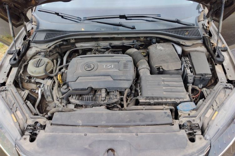 Used Skoda Superb 2016 TSI330 DSG Smart Drive Edition Engine Bay