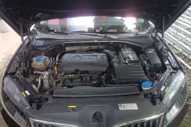 Used Skoda Superb 2016 TSI330 DSG Smart Drive Edition Engine Bay