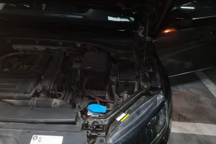 Used Skoda Superb 2016 TSI280 DSG Innovation Edition Engine Bay Left