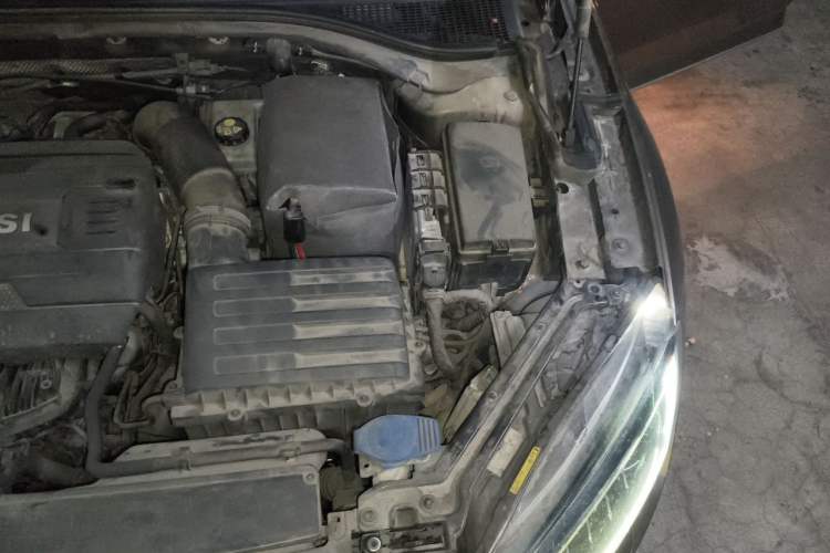 Used Skoda Superb 2016 TSI330 DSG Smart Drive Edition Engine Bay Left