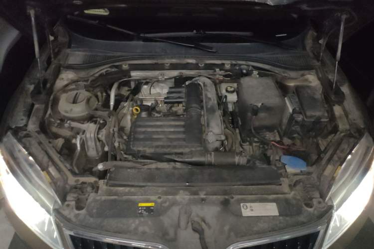 Used Skoda Superb 2016 TSI280 DSG Innovation Edition Engine Bay