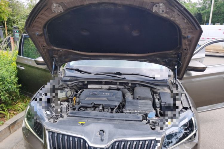 Used Skoda Superb 2016 TSI330 DSG Smart Drive Edition Engine Bay