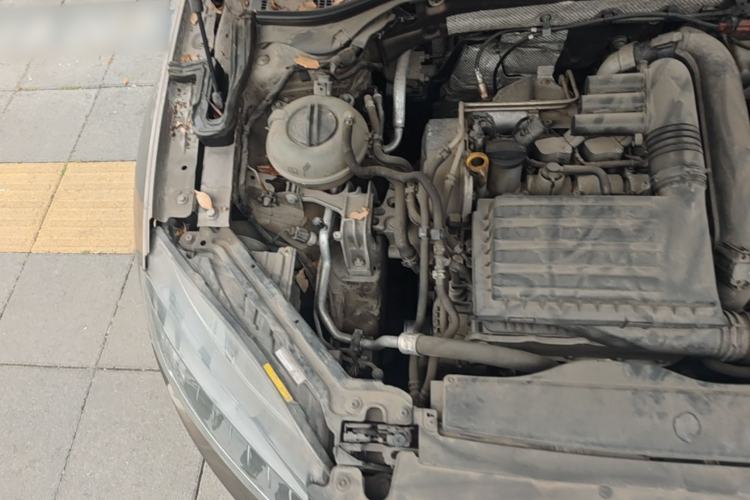 Used Skoda Superb 2016 TSI280 DSG Innovation Edition Engine Bay Right