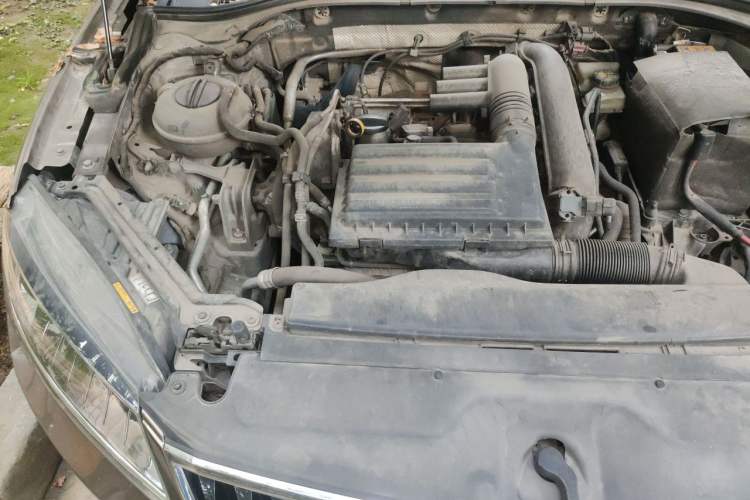 Used Skoda Superb 2016 TSI280 DSG Innovation Edition Engine Bay Right