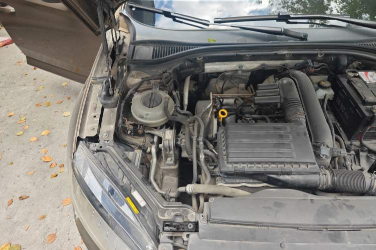 Used Skoda Superb 2016 TSI280 DSG Advanced Edition Engine Bay Right