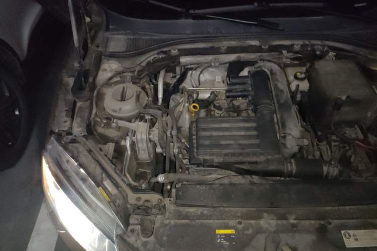Used Skoda Superb 2016 TSI280 DSG Innovation Edition Engine Bay Right